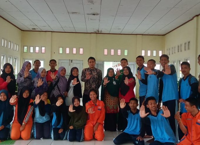 Kerjasama Dinas PPPA, SMKN 1 Bantan Gelar Penyuluhan Sekolah Ramah Anak dan Stop Bullying
